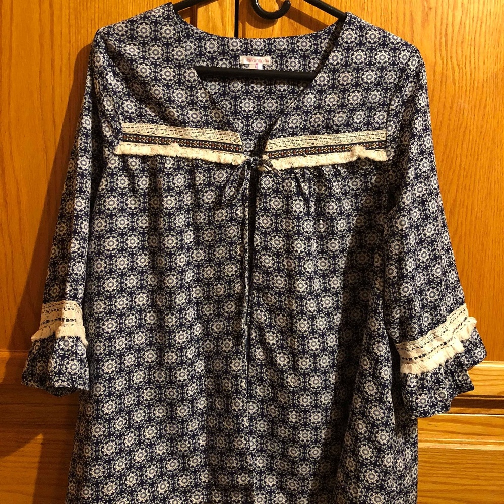 Xhilaration top